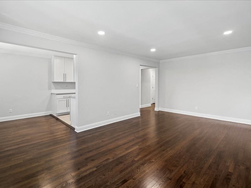 Gallery Photo 7